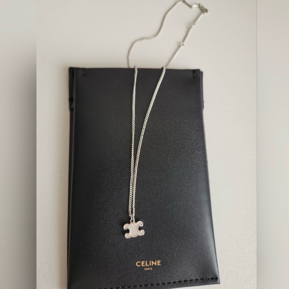 CELINE TRIOMPHE NECKLACE 🪩 - Picture 4 of 5